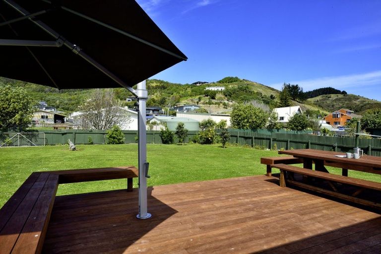 Photo of property in 69 Fortescue Street, Mahia, Nuhaka, 4198