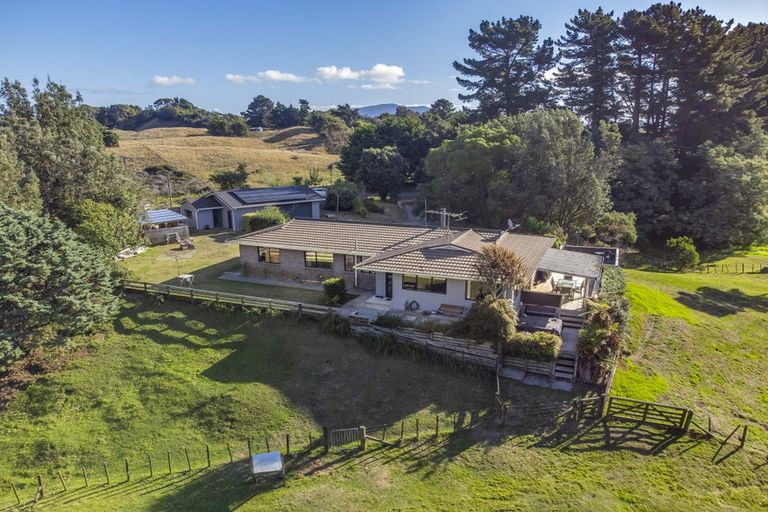 Photo of property in 168 Te Hapua Road, Te Horo, Otaki, 5581