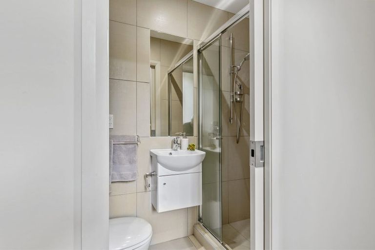 Photo of property in 1a Paisley Terrace, Karori, Wellington, 6012