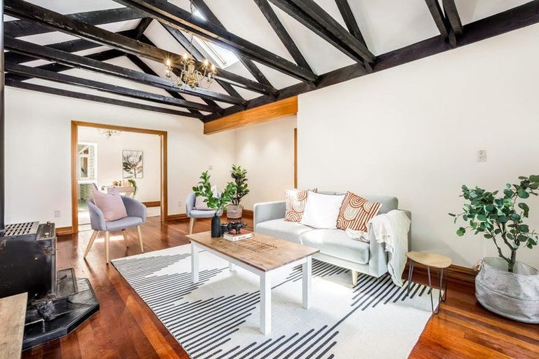 Photo of property in 102a Miromiro Road, Normandale, Lower Hutt, 5010