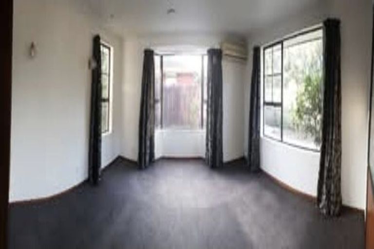 Photo of property in 68a Sarabande Avenue, Redwood, Christchurch, 8051