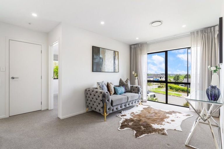 Photo of property in 1 Wesleyan Street, Paerata, 2124