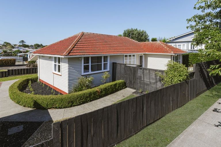 Photo of property in 36 Dublin Street, Pukekohe, 2120