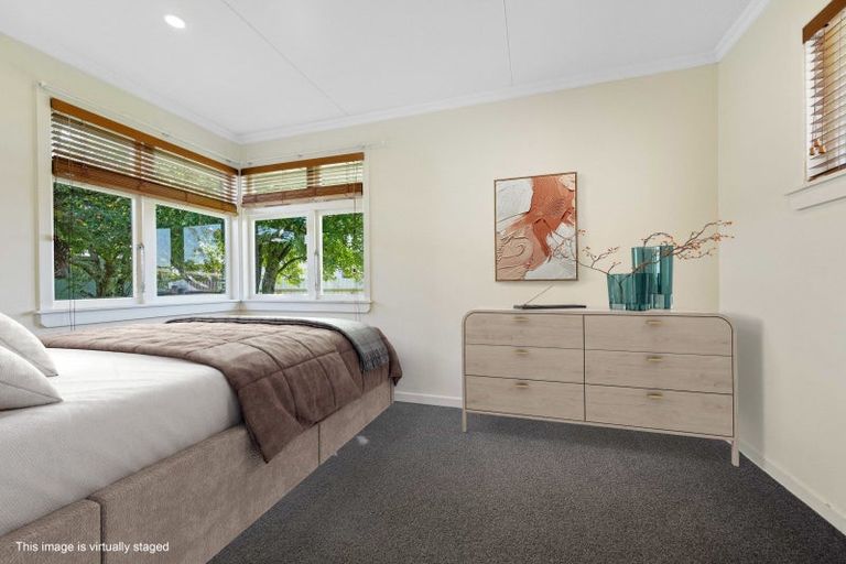 Photo of property in 4 Milson Line, Roslyn, Palmerston North, 4414