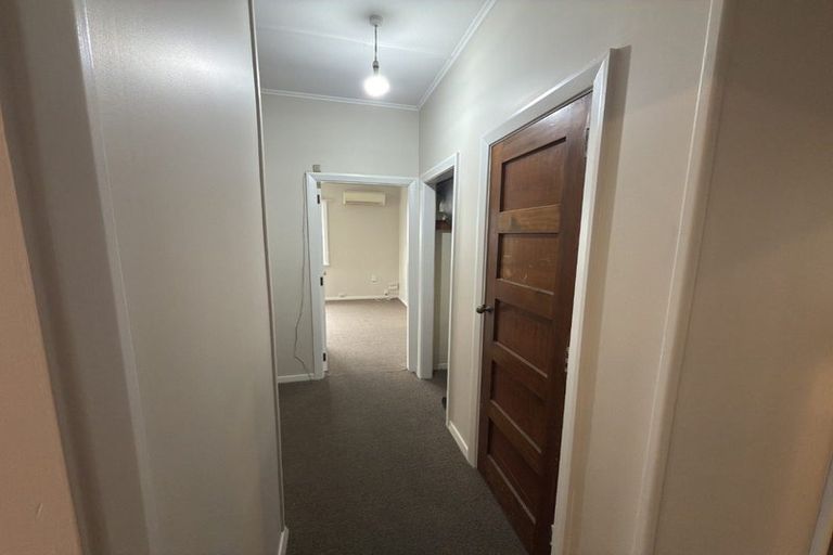 Photo of property in 31 Dickson Crescent, Hornby, Christchurch, 8042