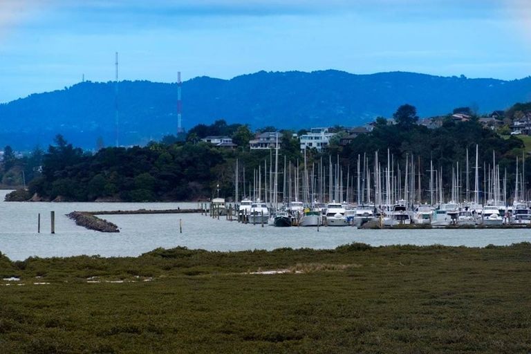 Photo of property in 9 Ngaroma House Drive, Hobsonville, Auckland, 0618