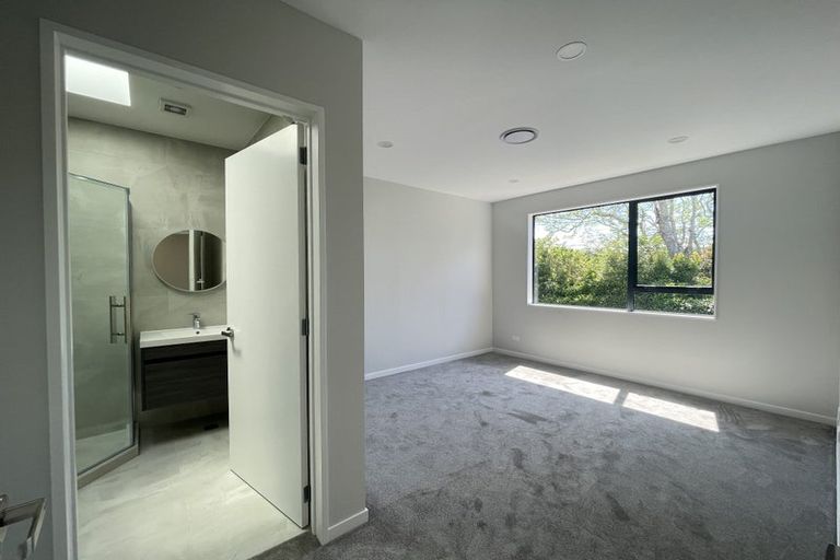 Photo of property in 355c Beach Road, Campbells Bay, Auckland, 0630