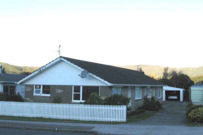 Photo of property in 6a Parkway, Wainuiomata, Lower Hutt, 5014