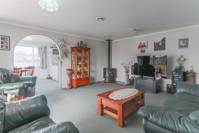 Photo of property in 10 Rewa Street, Inglewood, 4330