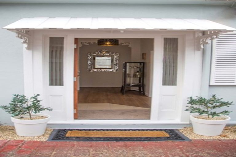 Photo of property in 37 Peacock Street, Christchurch Central, Christchurch, 8013