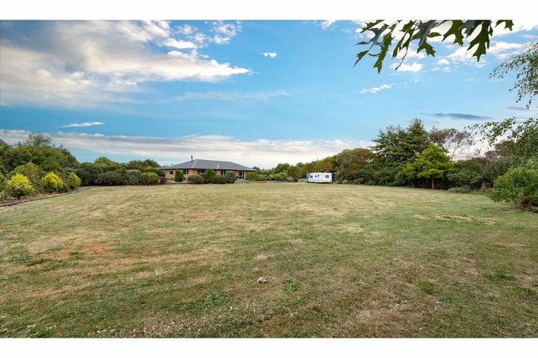 Photo of property in 17 Mclean Drive, Leithfield, Amberley, 7481