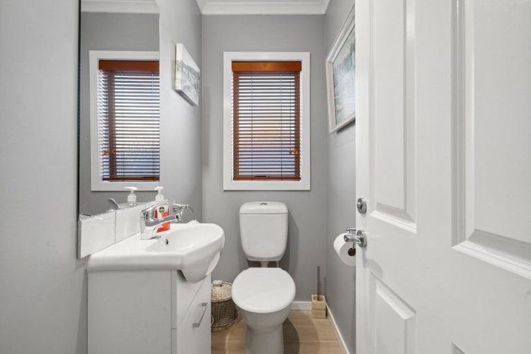 Photo of property in 69 Saint Ives Drive, Camborne, Porirua, 5026