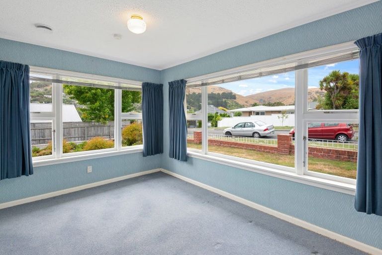 Photo of property in 1 Roscoe Street, Saint Martins, Christchurch, 8022