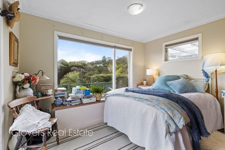 Photo of property in 62 Kopiko Road, Titirangi, Auckland, 0604