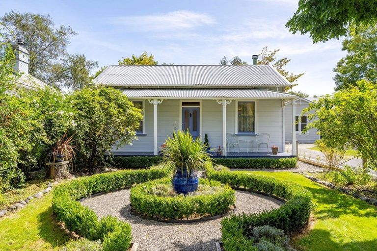 Photo of property in 192 Main Street, Greytown, 5712