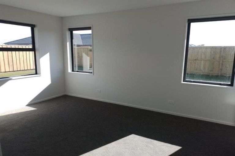 Photo of property in 199 Faringdon Boulevard, Rolleston, 7615