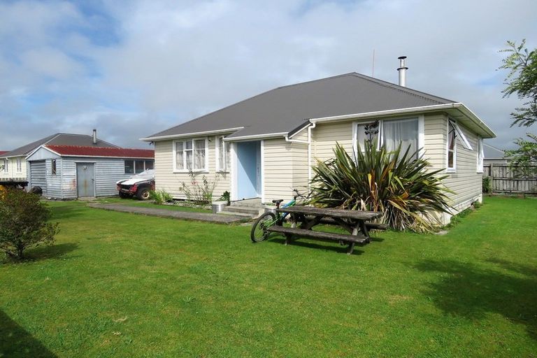 Photo of property in 2 Gothard Place, Westport, 7825