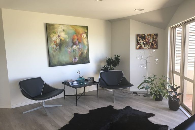 Photo of property in 49 Manly Street, Paraparaumu Beach, Paraparaumu, 5032