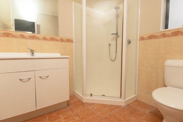 Photo of property in 10 Exotic Place, Massey, Auckland, 0614