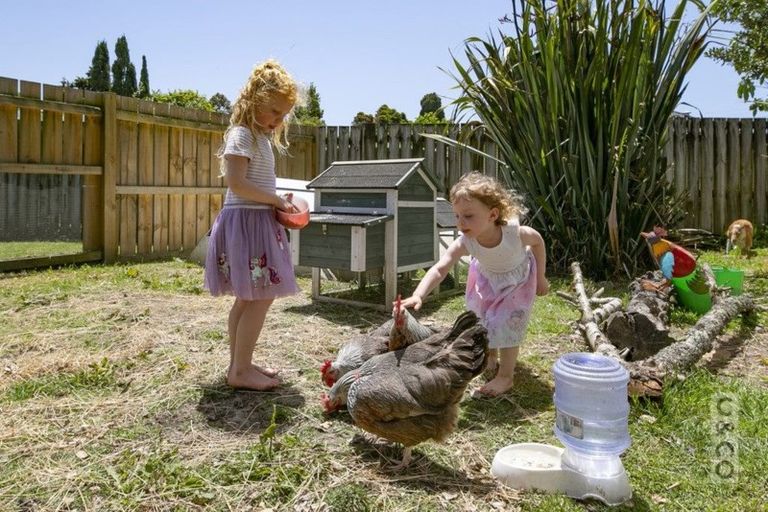 Photo of property in 9 Duke Street, Riverhead, 0820