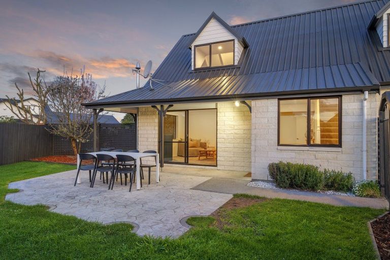 Photo of property in 9 Van Dieman Close, Templeton, Christchurch, 8042