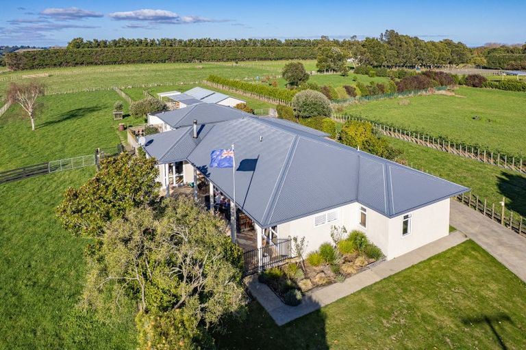 Photo of property in 174 Blueskin Road, Brunswick, Whanganui, 4571