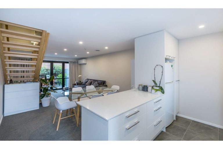 Photo of property in 15h Cheltenham Street, Merivale, Christchurch, 8014
