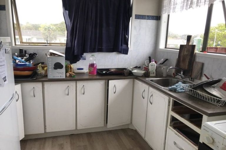 Photo of property in 69 John Walker Drive, Manurewa, Auckland, 2102