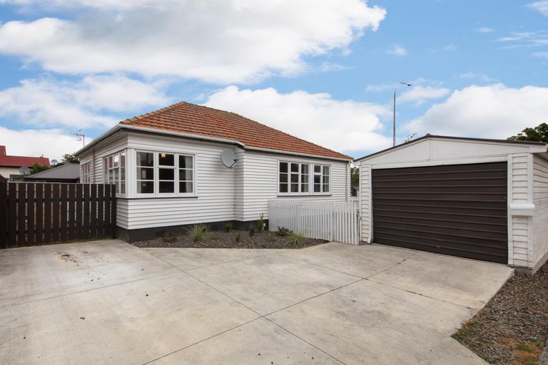 Photo of property in 2a Koromiko Avenue, Roslyn, Palmerston North, 4414