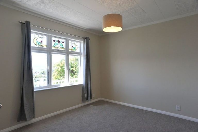 Photo of property in 82 Mitchell Street, Brooklyn, Wellington, 6021