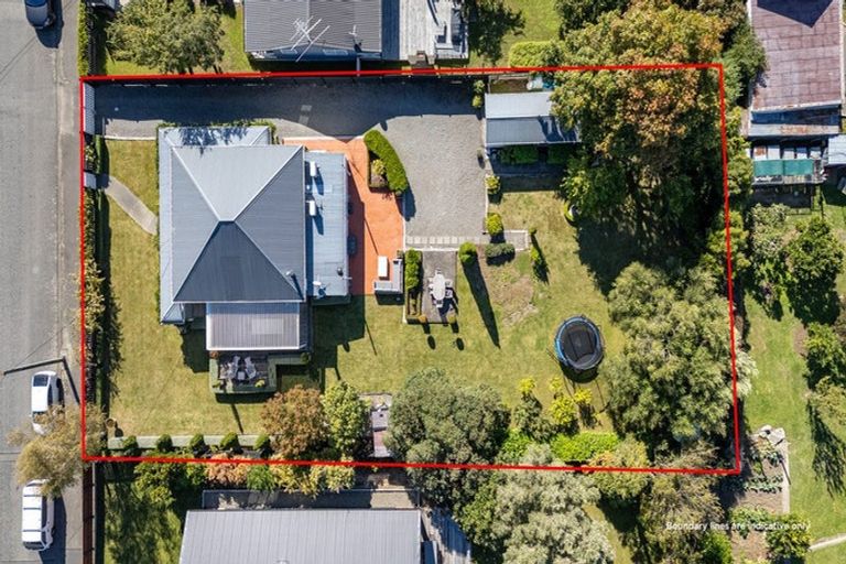 Photo of property in 63 Dublin Street, Martinborough, 5711