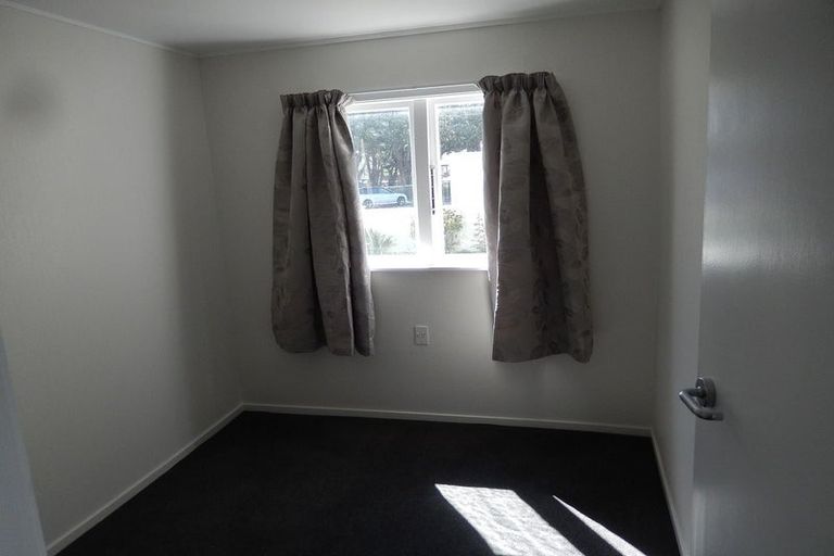 Photo of property in 102 Kilbirnie Crescent, Kilbirnie, Wellington, 6022