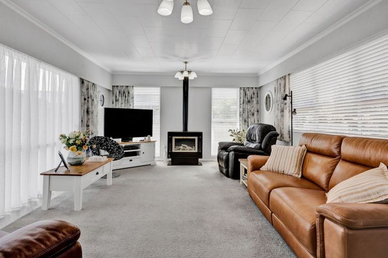 Photo of property in 24 Cassandra Street, Stratford, 4332