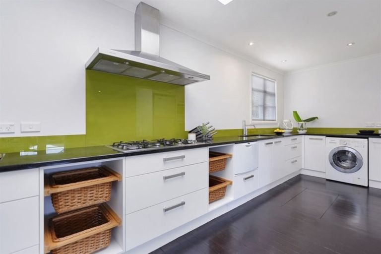 Photo of property in 139 Wilsons Road, Saint Martins, Christchurch, 8022