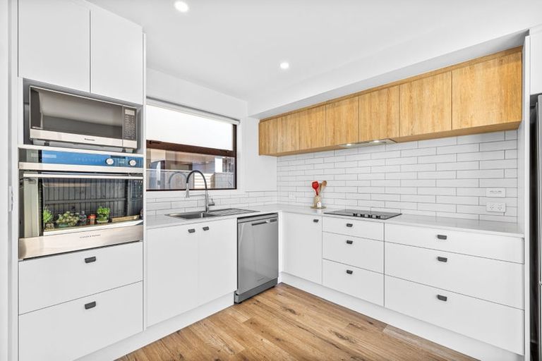 Photo of property in 163a Marine Parade, New Brighton, Christchurch, 8083