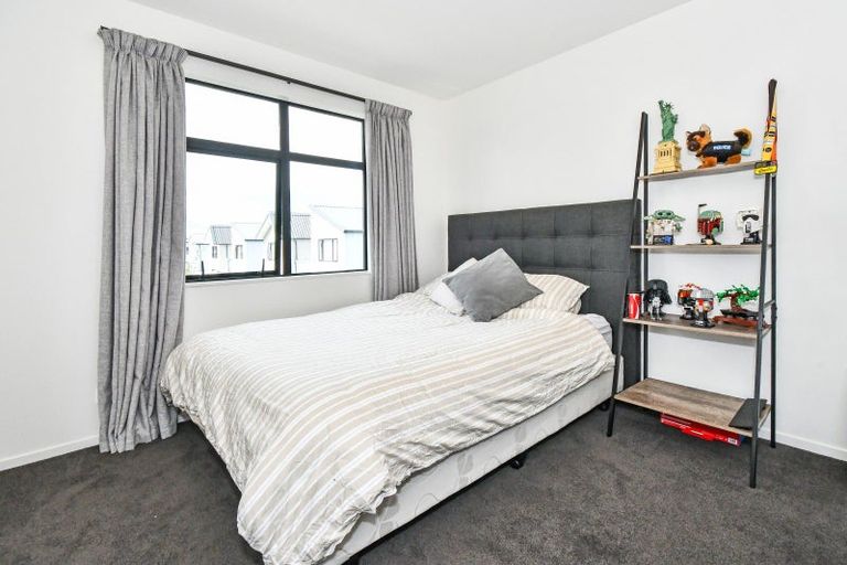 Photo of property in 11 Alliance Lane, Papakura, 2110