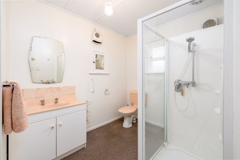 Photo of property in 6 Hughes Street, Waimate, 7924