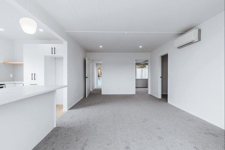 Photo of property in 38 Puriri Street, Hilltop, Taupo, 3330