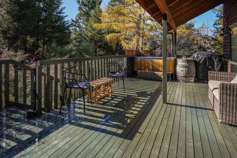 Photo of property in 87 Chalet Crescent, Hanmer Springs, 7334