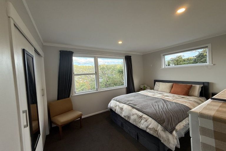 Photo of property in 59 Winston Street, Crofton Downs, Wellington, 6035