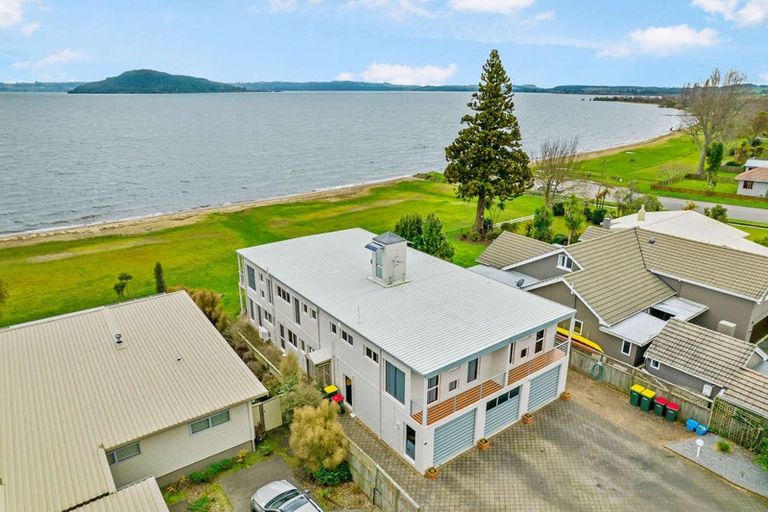 Photo of property in 27unit Willow Avenue, Hannahs Bay, Rotorua, 3010