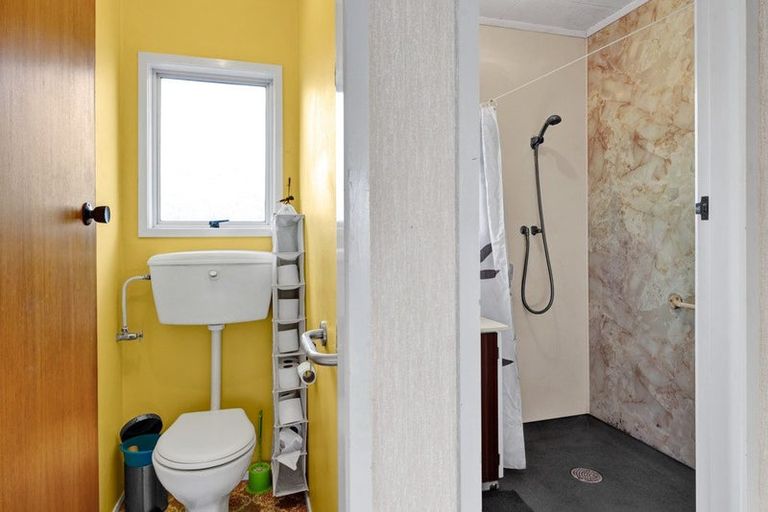 Photo of property in 7 Totara Crescent, Hawera, 4610