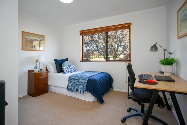 Photo of property in 207 Lamb Street, Leamington, Cambridge, 3432