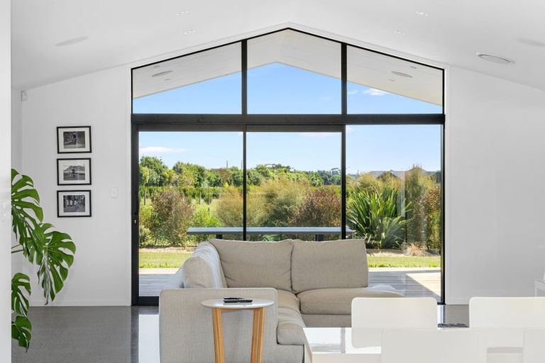 Photo of property in 18 Oriwa Lane, Levin, 5571
