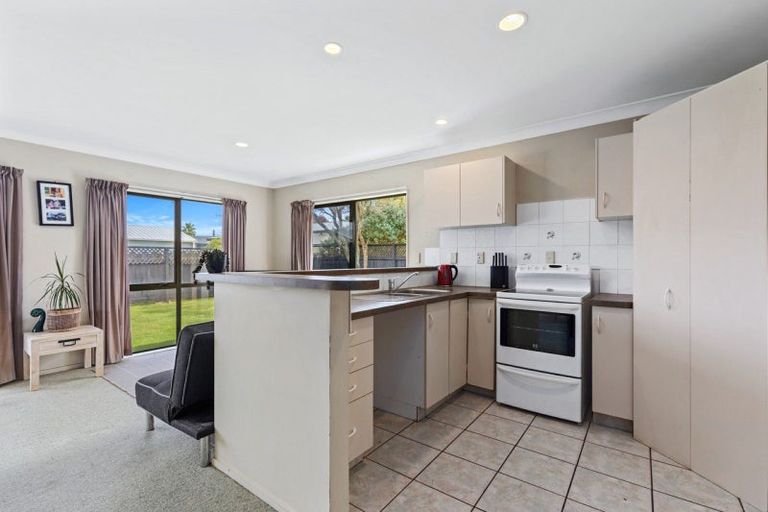 Photo of property in 225 Gravatt Road, Papamoa Beach, Papamoa, 3118
