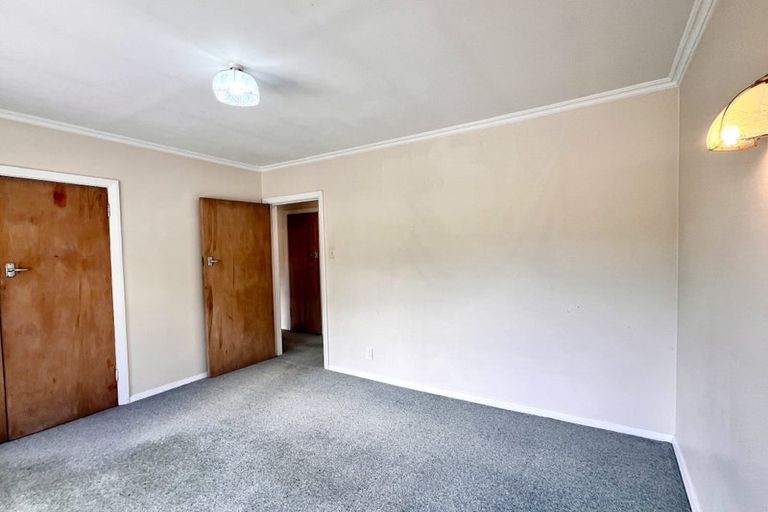 Photo of property in 50 Randwick Road, Northland, Wellington, 6012