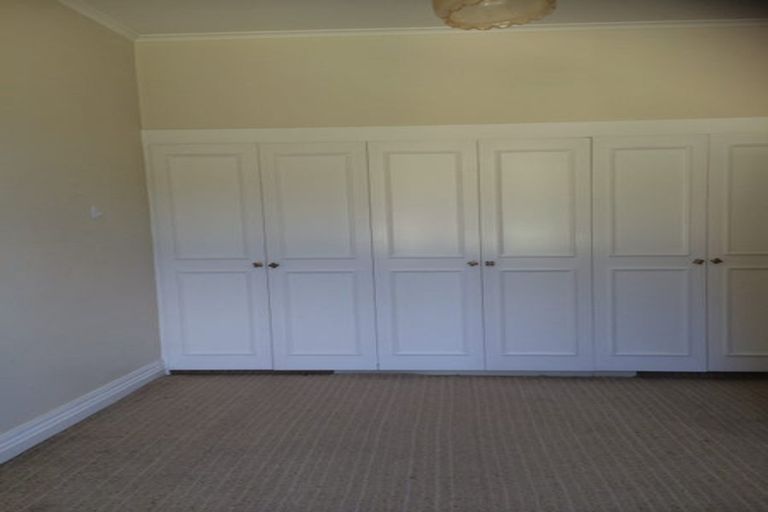 Photo of property in 30 Hargreaves Street, Mount Cook, Wellington, 6021