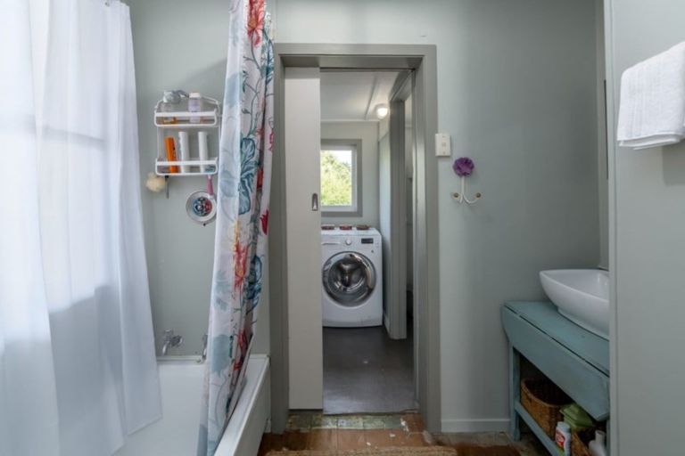 Photo of property in 9 Moroa Road, Tauwharenikau, Featherston, 5771