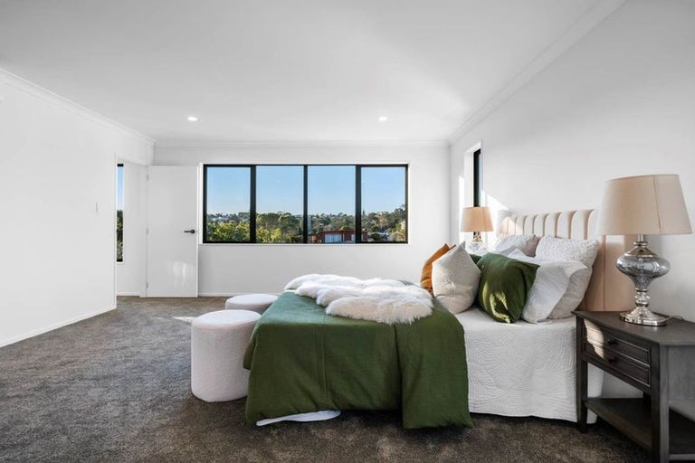 Photo of property in 12c Wylie Avenue, Sunnynook, Auckland, 0620