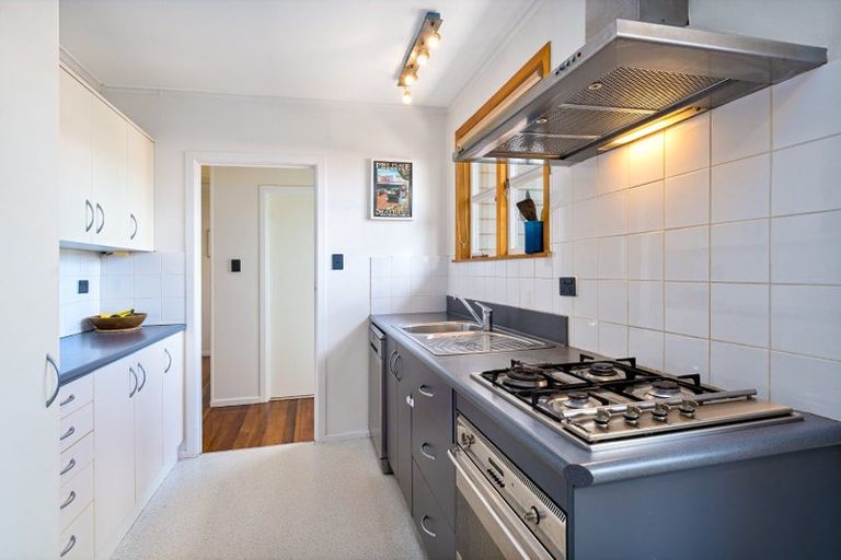 Photo of property in 2/67 Matipo Road, Te Atatu Peninsula, Auckland, 0610